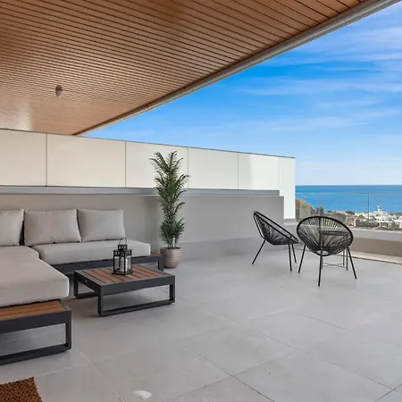 New Luxury 2br Sea Views Pool Lägenhet